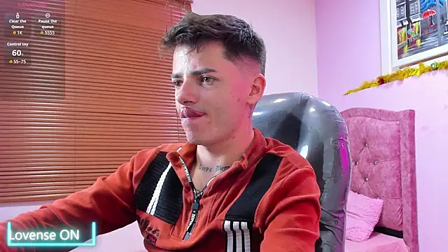 tossetrech online show from December 18, 3:45 am