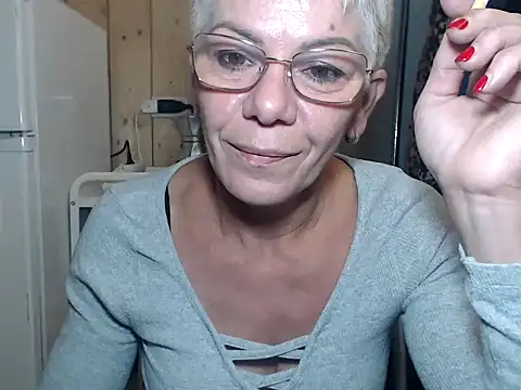 jona33 online show from September 26, 4:22 pm