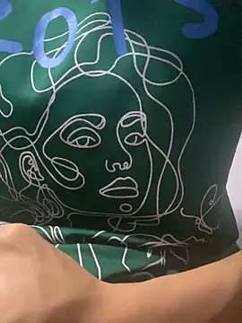 Snapshot of Vuvanne7 chatting on September 24, 12:19 pm Vuvanne7 online show from September 24, 12:19 pm