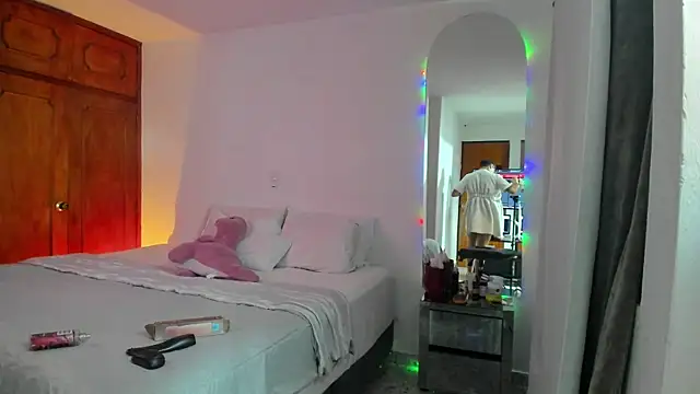 Jordyrodriiguez online show from February 27, 2:32 am