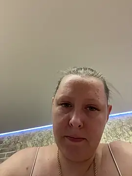 ISSexy online show from June 5, 4:19 am