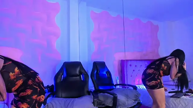 Snapshot of Natasha_Nasty2 chatting on November 3, 5:36 pm Natasha Nasty2 online show from November 3, 5:36 pm