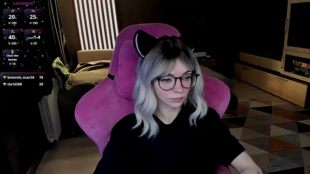 The love project online show from April 8, 9:48 pm