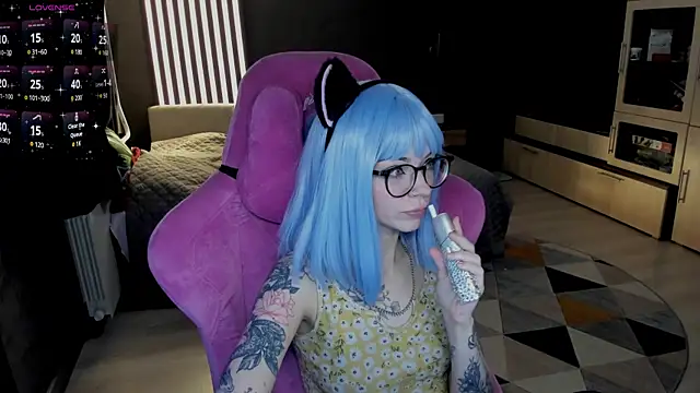 The love project online show from April 13, 12:05 am