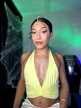 Emaa- online show from October 17, 11:18 pm