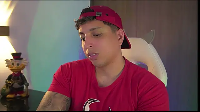 Snapshot of appolo_allen chatting on October 27, 5:44 am appolo allen online show from October 27, 5:44 am