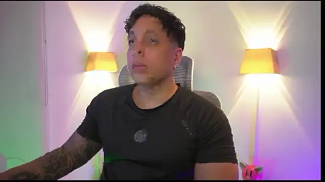 Snapshot of appolo_allen chatting on November 13, 6:01 am appolo allen online show from November 13, 6:01 am