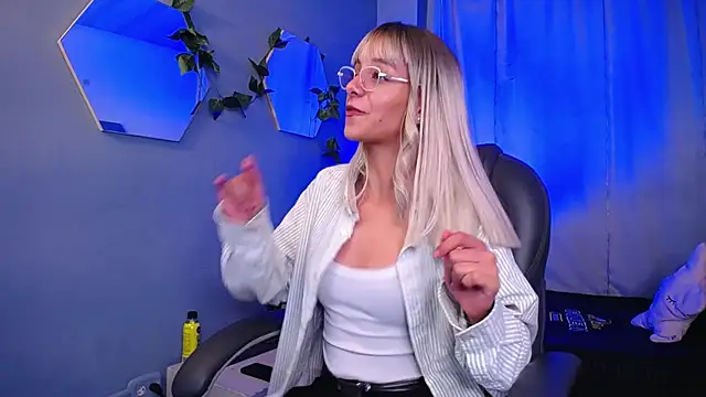 peyton golden1 online show from October 22, 3:40 am