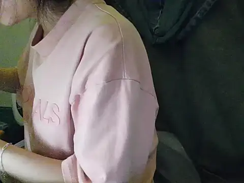 Yin-girl online show from October 8, 8:17 pm