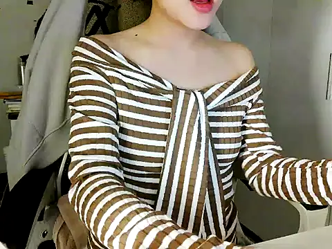 Yin-girl online show from January 8, 4:42 pm