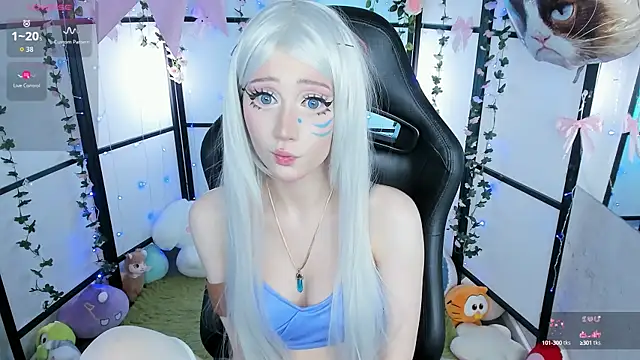 LilithLin online show from October 12, 11:04 pm