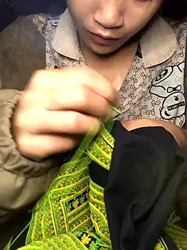 Snapshot of xotm chatting on November 4, 12:10 am xotm online show from November 4, 12:10 am