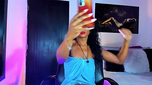 KimberlyBanks2 online show from January 16, 10:21 am