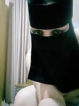 Snapshot of Naariman chatting on February 13, 5:44 pm Naariman online show from February 13, 5:44 pm