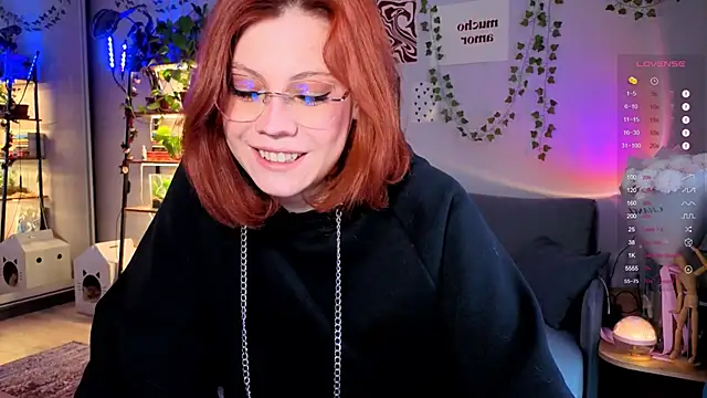 Snapshot of Your_Corvus chatting on November 11, 8:47 am Your Corvus online show from November 11, 8:47 am