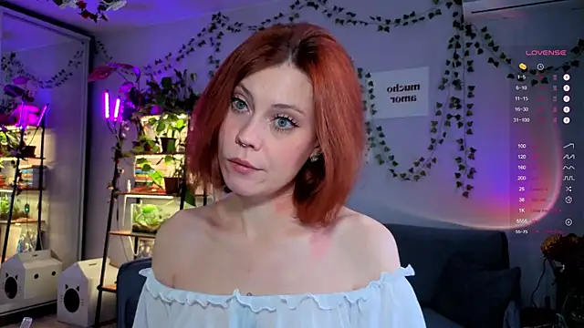 Snapshot of Your_Corvus chatting on November 18, 8:08 am Your Corvus online show from November 18, 8:08 am