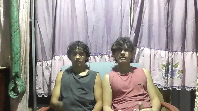 Snapshot of pedrodavid_ chatting on October 15, 12:22 am pedrodavid online show from October 15, 12:22 am