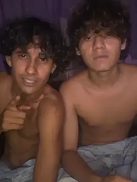 Snapshot of pedrodavid_ chatting on November 30, 4:27 am pedrodavid online show from November 30, 4:27 am