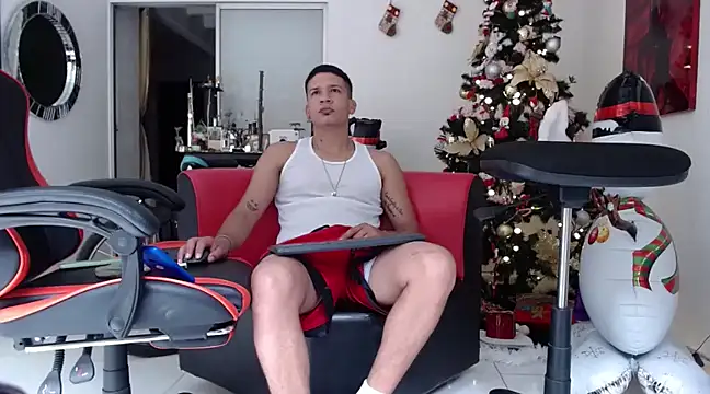 Snapshot of damiam_fiery chatting on December 3, 5:12 pm damiam fiery online show from December 3, 5:12 pm