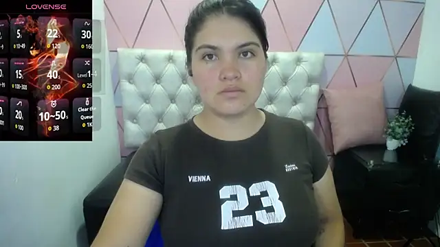 Snapshot of Marinasexxx chatting on October 2, 6:59 pm Marinasexxx online show from October 2, 6:59 pm
