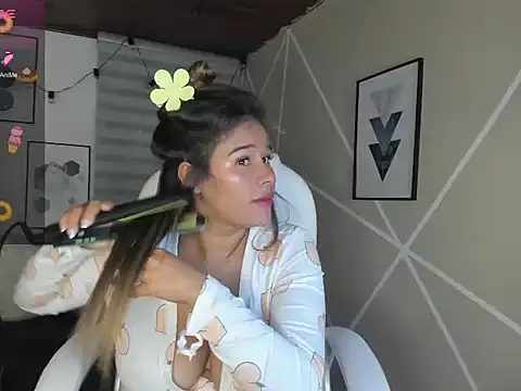 Enma  clark online show from November 4, 4:44 am