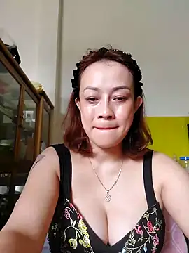 Baby-bigboobs2024 online show from October 2, 8:32 am