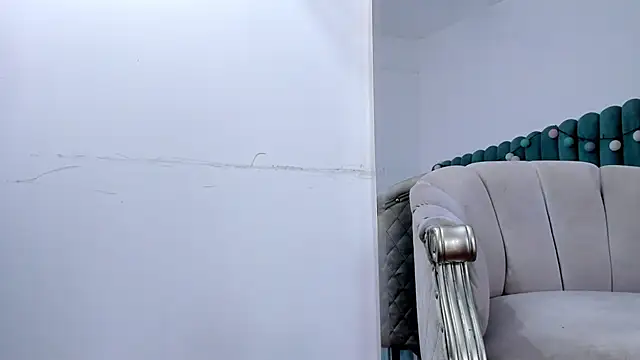 Snapshot of Lady_Godss chatting on January 9, 5:13 am Lady Godss online show from January 9, 5:13 am