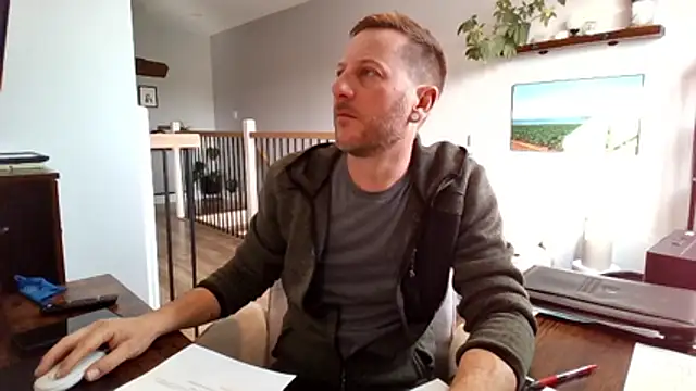 Bigdicktrav902 online show from April 13, 12:21 pm