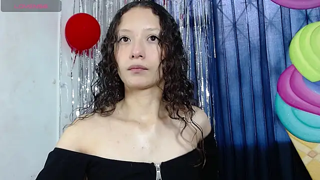 Snapshot of abbycutecs chatting on February 18, 2:24 pm abbycutecs online show from February 18, 2:24 pm