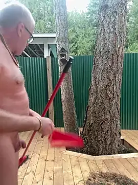 twist699 online show from December 20, 8:38 pm