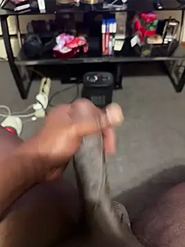 Snapshot of Cameltoekilla chatting on February 18, 3:24 am Cameltoekilla online show from February 18, 3:24 am