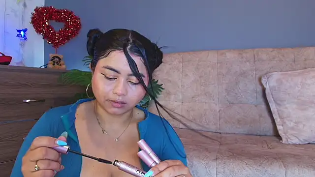 jade brunnette online show from May 14, 8:15 pm