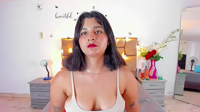 Megan Whitte online show from September 23, 6:44 pm