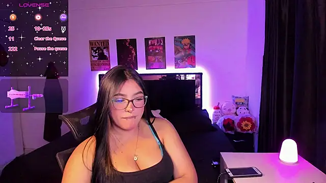 Mariana Hasper  online show from March 4, 3:01 am