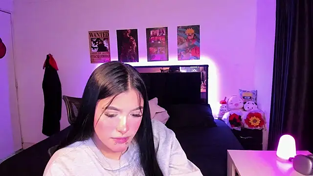 Mariana Hasper  online show from March 5, 1:01 am