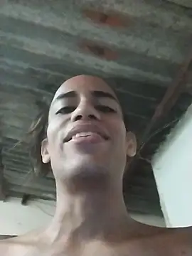 Snapshot of AlexaWarner chatting on November 15, 4:03 pm AlexaWarner online show from November 15, 4:03 pm