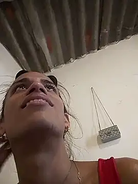 Snapshot of AlexaWarner chatting on November 24, 7:57 pm AlexaWarner online show from November 24, 7:57 pm