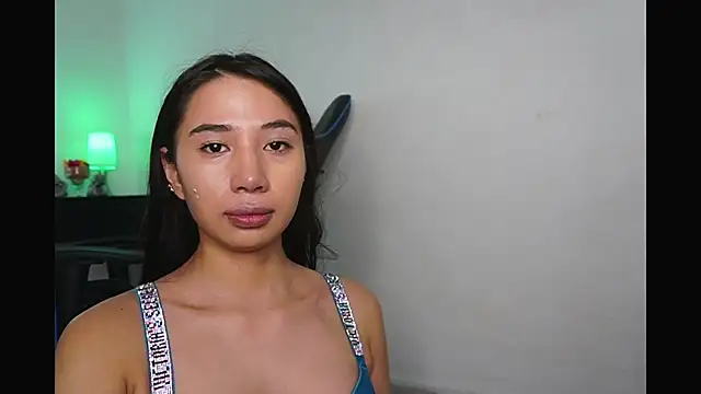 Snapshot of AlessiaVix chatting on December 29, 4:51 pm AlessiaVix online show from December 29, 4:51 pm