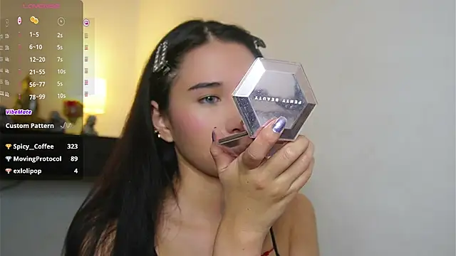 Snapshot of AlessiaVix chatting on January 12, 5:33 pm AlessiaVix online show from January 12, 5:33 pm