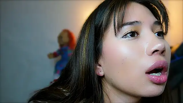 Snapshot of AlessiaVix chatting on January 31, 8:43 pm AlessiaVix online show from January 31, 8:43 pm