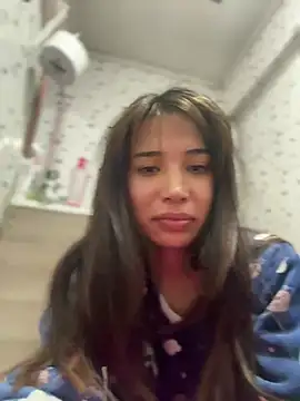 Snapshot of AlessiaVix chatting on March 13, 5:00 am AlessiaVix online show from March 13, 5:00 am