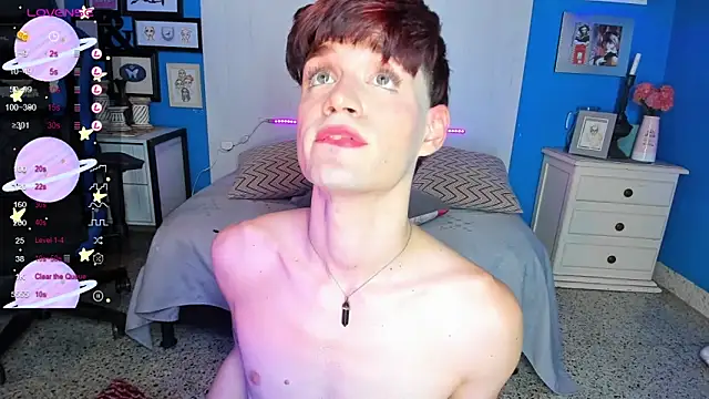 Snapshot of VladHellsing4 chatting on January 29, 6:07 pm VladHellsing4 online show from January 29, 6:07 pm