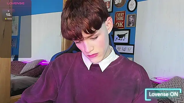 Snapshot of VladHellsing4 chatting on February 13, 2:09 pm VladHellsing4 online show from February 13, 2:09 pm