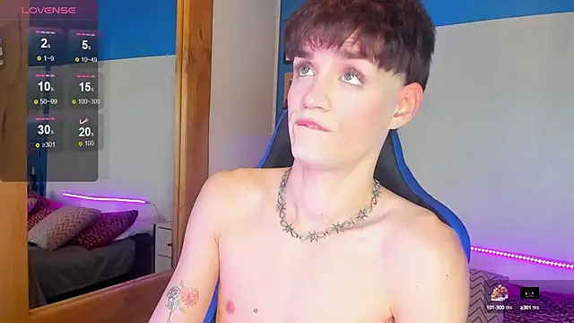 Snapshot of VladHellsing4 chatting on February 25, 2:44 pm VladHellsing4 online show from February 25, 2:44 pm