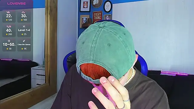 Snapshot of VladHellsing4 chatting on September 11, 2:17 pm VladHellsing4 online show from September 11, 2:17 pm