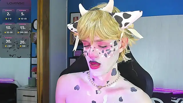 Snapshot of VladHellsing4 chatting on October 21, 2:40 pm VladHellsing4 online show from October 21, 2:40 pm