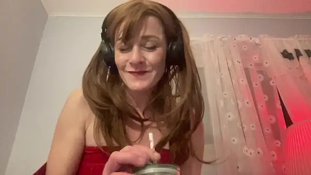 maythegr8ness online show from February 4, 6:14 am