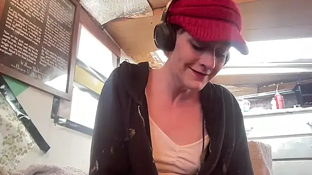 maythegr8ness online show from February 17, 12:10 am