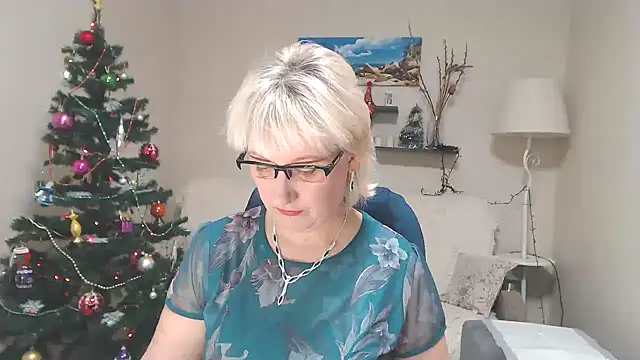 FleurMays online show from December 20, 6:19 am