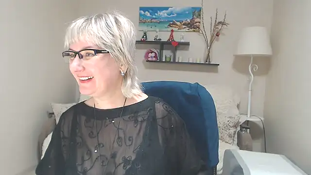 FleurMays online show from February 10, 11:25 am